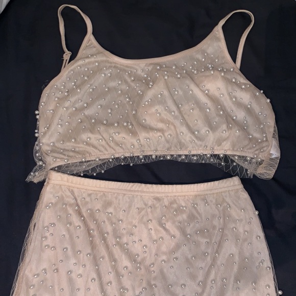 2 piece Fashion Nova Set - Picture 4 of 4